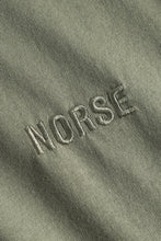 Charger l&#39;image dans la galerie, Norse Projects T-shirt Johannes Organic NORSE Sediment Green