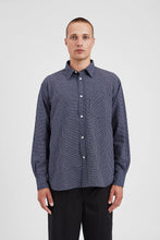 Charger l&#39;image dans la galerie, Norse Projects Chemise MO Check Oversized Dark Navy