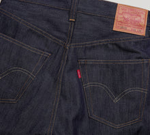 Charger l&#39;image dans la galerie, Levi&#39;s® Vintage Clothing Jean 1947 501 Indigo