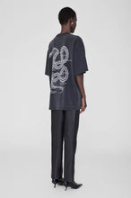 Charger l&#39;image dans la galerie, Anine Bing T-shirt Kent Twisted Snake Washed Charcoal