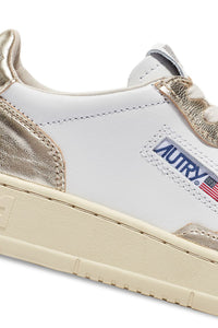 Autry Sneakers Medalist 01 Low Leather Platinum WB16