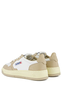 Autry Sneakers Medalist 01 Low Leather Pepper WB51