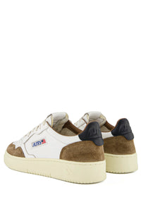 Autry Sneakers Medalist 01 Low Goat Suede Cigar GS21